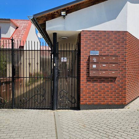 Olomouc New1 Apartment Bagian luar foto