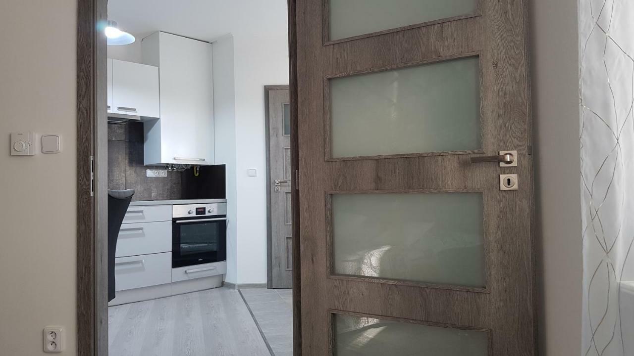 Olomouc New1 Apartment Bagian luar foto