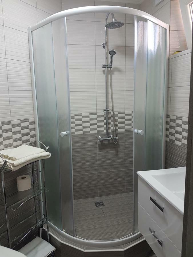 Olomouc New1 Apartment Bagian luar foto